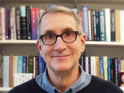 -Dr. David Almeida Receives Faculty Scholar Medal